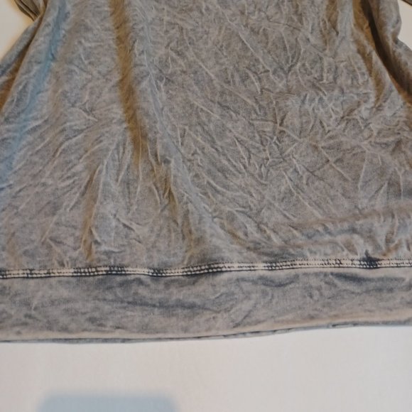 PAINTED THREADS - Picture 2 of 3